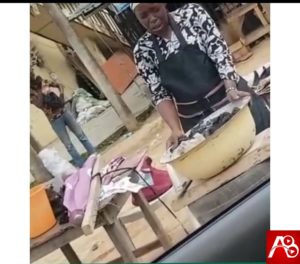 See how God Favoured This Woman A corn seller 