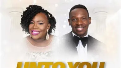 Ronke Adesokan - Unto You We Give Our Hearts ft David Adesokan
